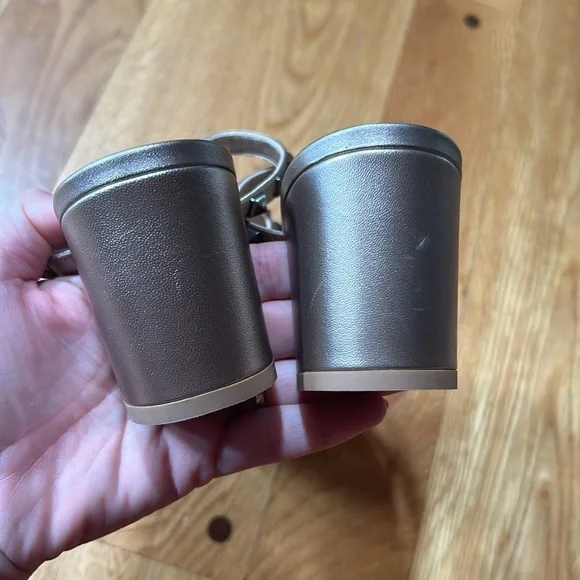 Valentino Garavani Rock Stud Slide Sandal - Picture 3 of 14